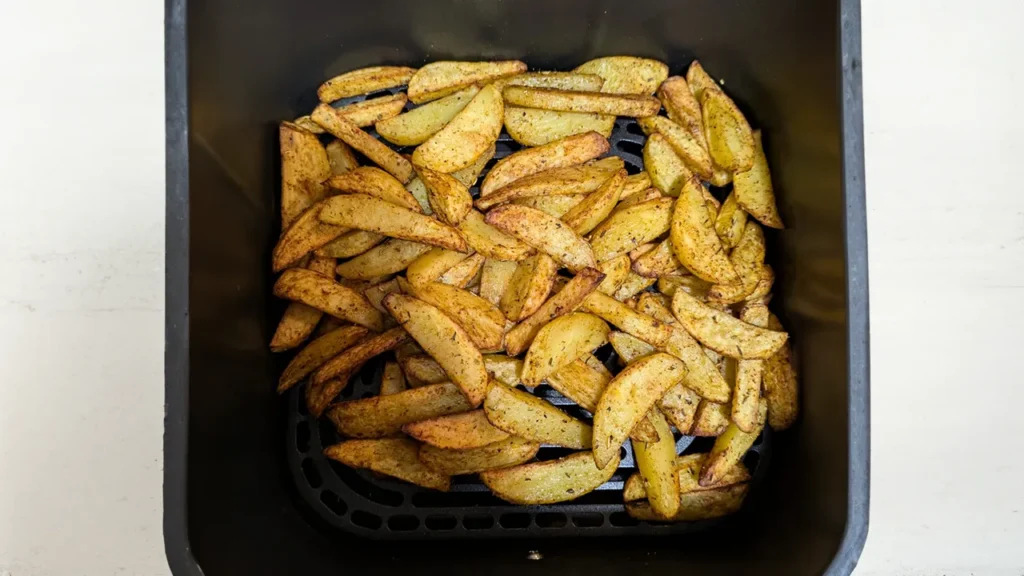 potatoes-air-fryer-culinair